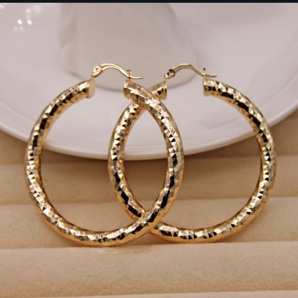 Gold earrings hoops 2"